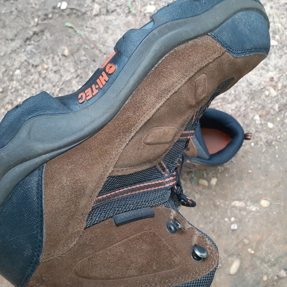 Boots - Picture 3 of 3